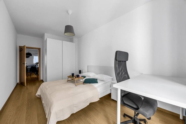 Desk, iron/ironing board, free WiFi, bed sheets