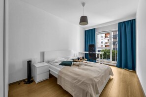 2 bedrooms, desk, iron/ironing board, free WiFi