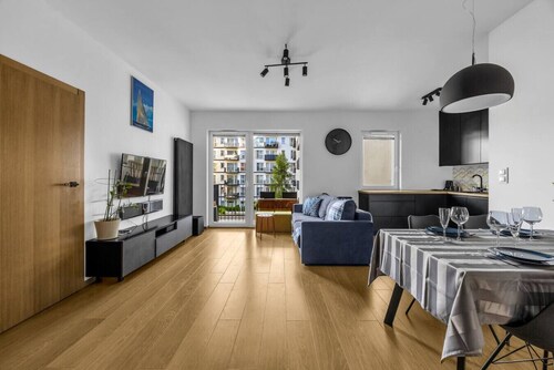 Bielany Business Apt - 68m2, Balcony, Parking - by Rentujemy