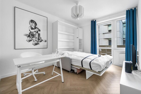 1 habitación, escritorio, tabla de planchar con plancha y wifi gratis 