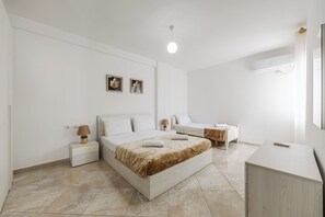 2 sovrum, strykjärn/strykbräda, wi-fi och sängkläder