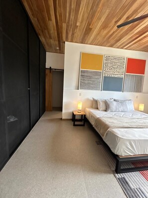 3 Schlafzimmer, Reisekinderbett, kostenloses WLAN, Bettwäsche