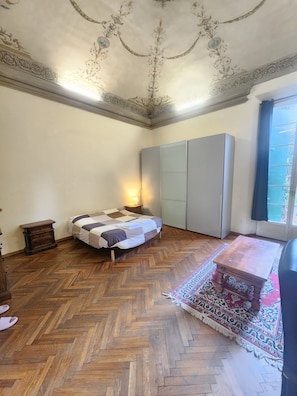 6 dormitorios y ropa de cama