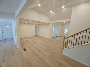 Interior - NEW! 5BR Designer Reno w/ Lake Access & Firepit - Mins to Lake Geneva (Delavan)