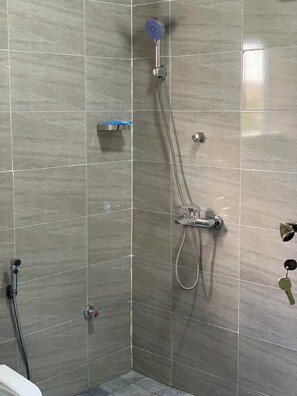 Jabón y papel de baño