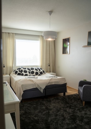 2 bedrooms