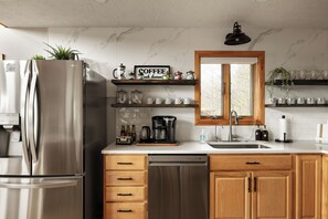 Fridge, microwave, oven, dishwasher