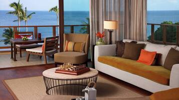Condo, 2 Bedrooms, Accessible | Living room