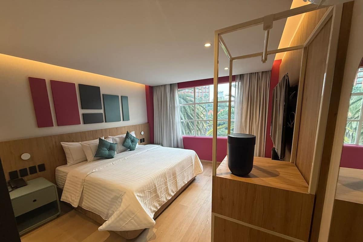 Kamar Superior | Brankas, Wi-Fi gratis, dan seprai linen