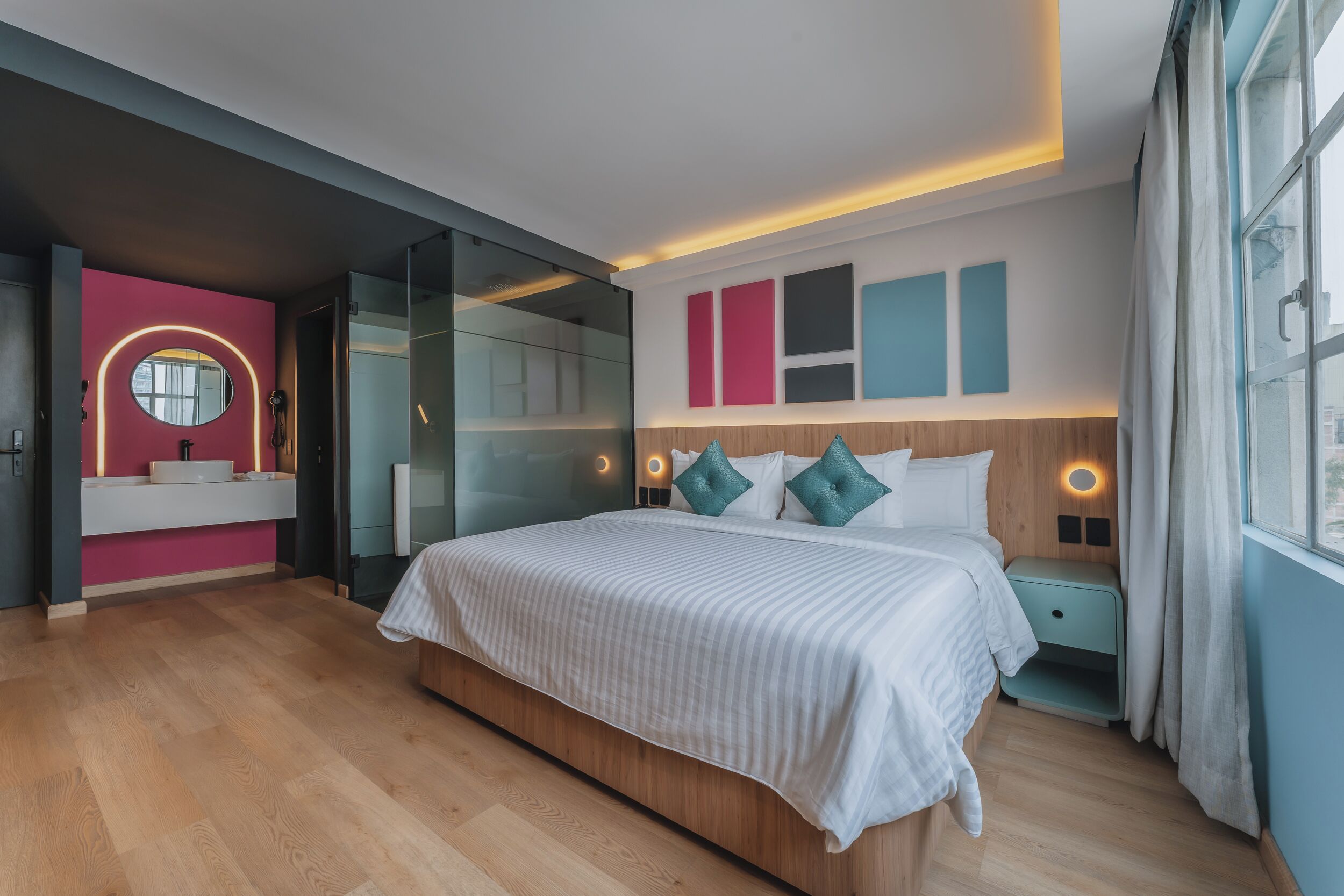 King street View | In-room safe, WiFi (free), bed sheets