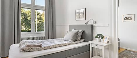 Basic Single Room, City View | Free WiFi, bed sheets