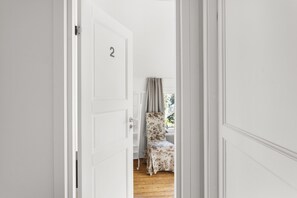 Economy-Zimmer, Blick auf den Innenhof | Kostenloses WLAN, Bettwäsche