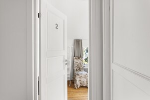 Habitación económica, vistas al patio | Wifi gratis y ropa de cama