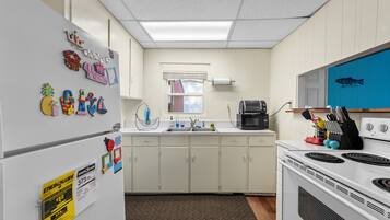 Microones, forn i placa de cuina