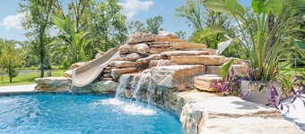 Cozy Cabin in the Country with resort style pool!  Secluded, Slide and Waterfall