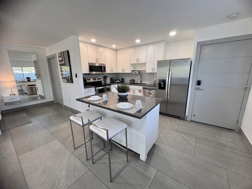 Cozy Unit w/Mini-Golf & Balcony