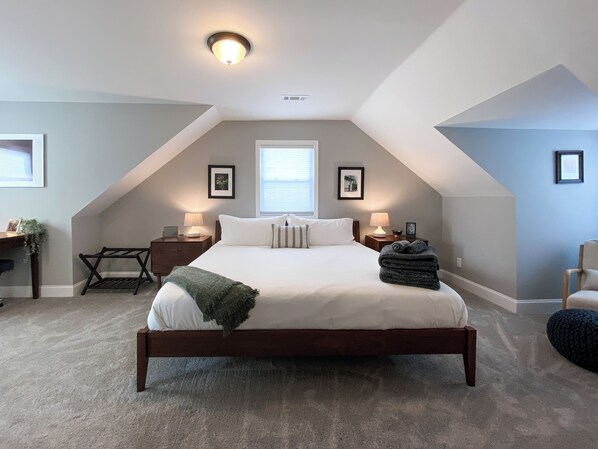 3 bedrooms, iron/ironing board, Internet, bed sheets