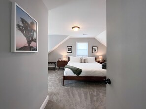 3 sovrum, strykjärn/strykbräda, internet och sängkläder