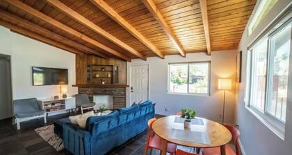 Modern Desert Escape w/ Mountain Views 2BD#222624