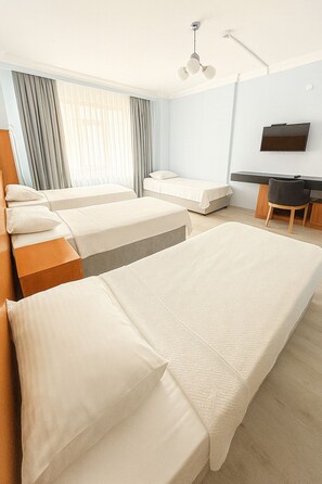 Standard-Vierbettzimmer