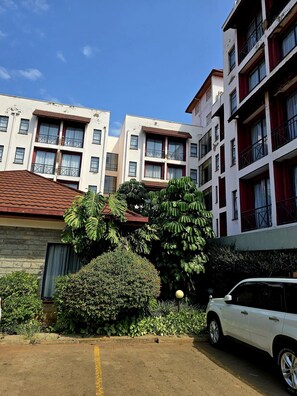 Front of property - Vittoria Suites Milimani Kisumu (Kisumu)