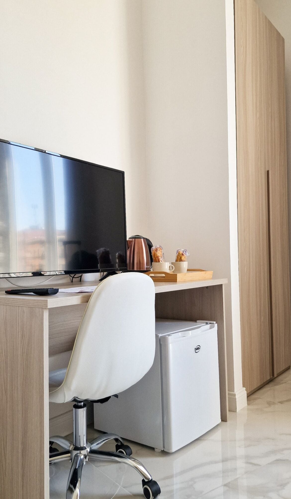 Doppelzimmer, Stadtblick | Schreibtisch, Bügeleisen/Bügelbrett, kostenloses WLAN