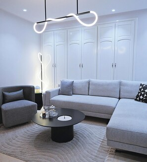 TV - Al Mesk5-2 Apartment: Your elegant and spacious retreat in the heart of Sfax Chez-Moi (Sfax)