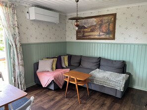TV, DVD player, stereo