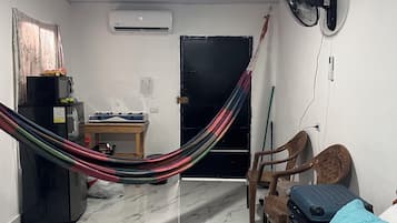 1 bedroom, iron/ironing board, free WiFi