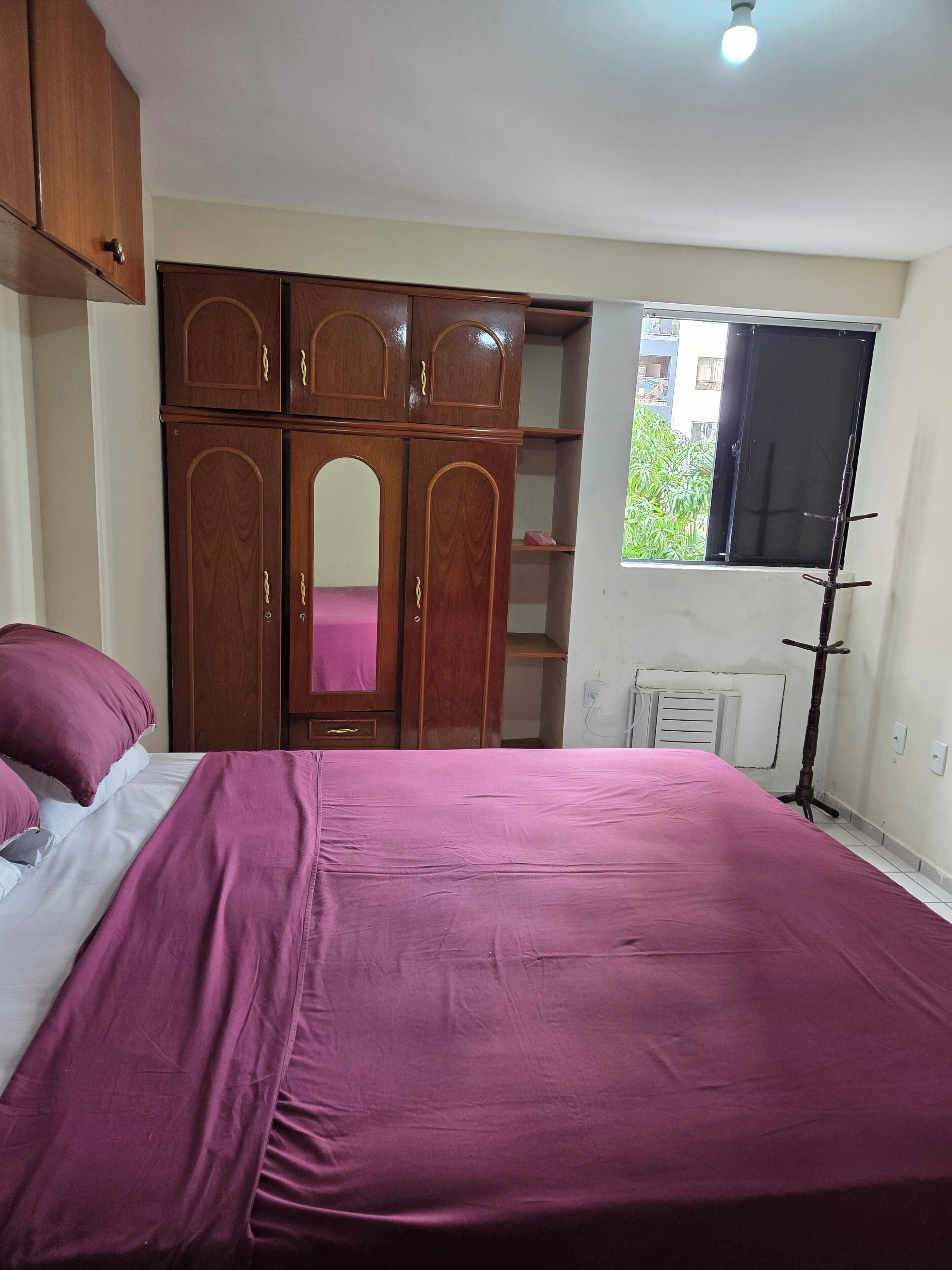 1 bedroom, internet, bed sheets