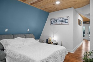 2 soveværelser, strygejern/strygebræt, weekendseng, gratis Wi-Fi