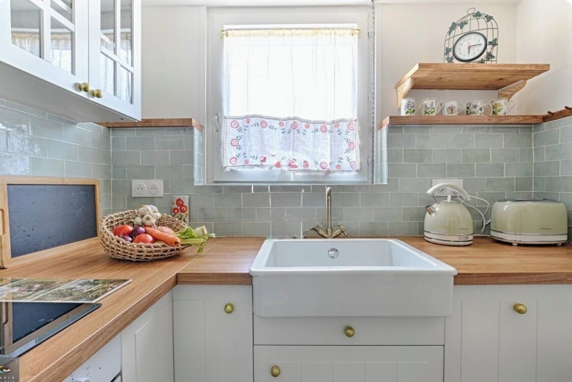 Micro-ondes, four, plaque de cuisson, lave-vaisselle