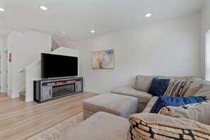 TV connectée, cheminée