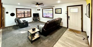 Smart TV, fireplace, DVD player, books
