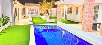 Nexus Luxury Lodge