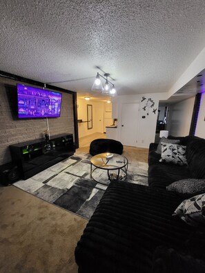 Living area - Cool apartment with AC in vibrant Rotterdam (Rotterdam)