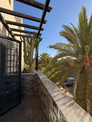 شرفة/رواق