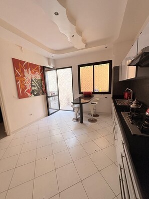 Mikrovågsugn, ugn och spishäll