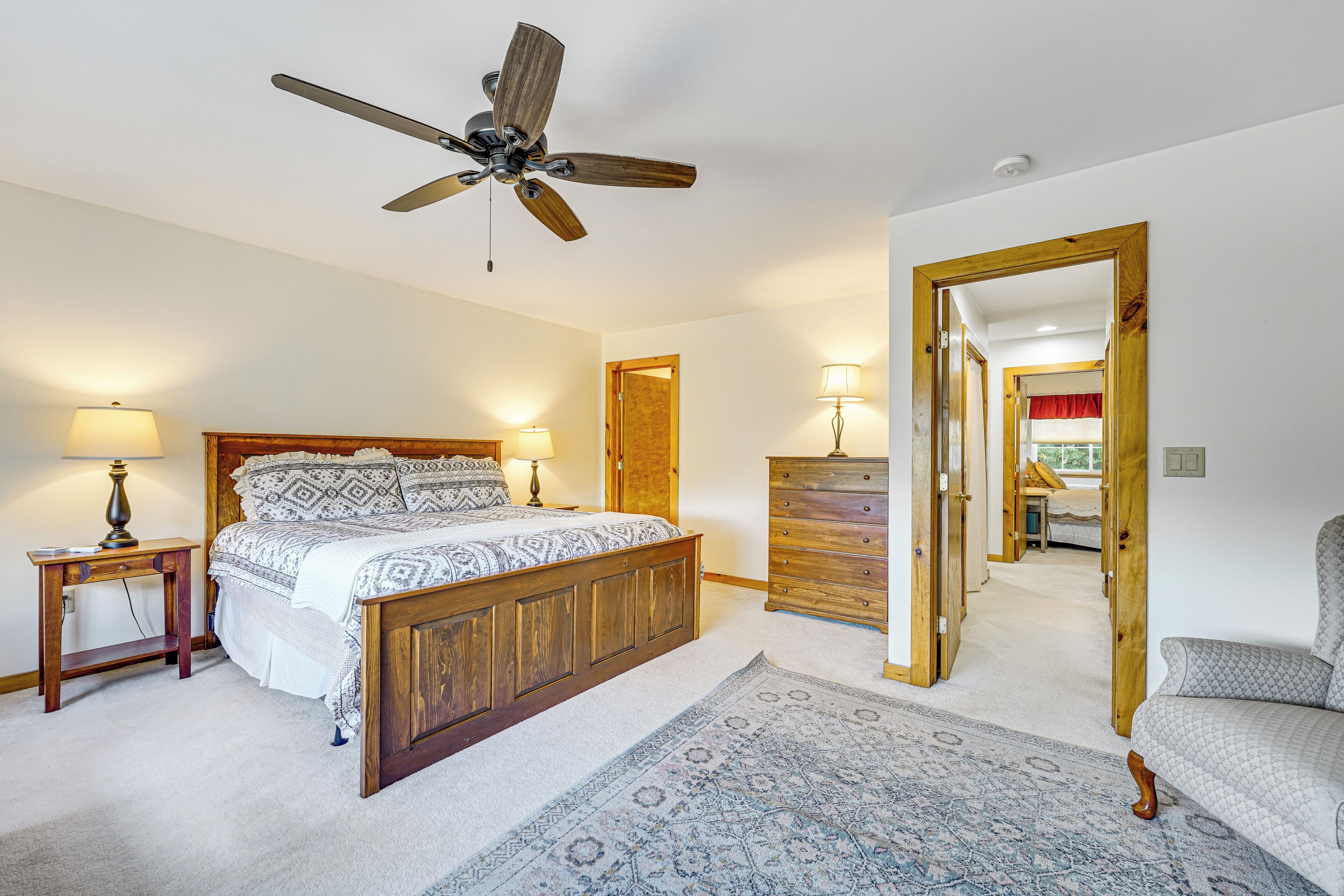 3 Schlafzimmer, Reisekinderbett, kostenloses WLAN, Bettwäsche