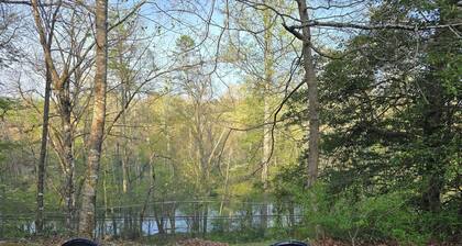 Comfortable and Convenient house in Robbinsville