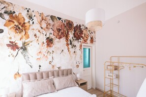 2 bedrooms, iron/ironing board, Internet, bed sheets