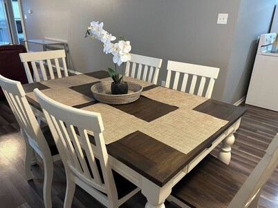 Charming Newly remodeled 3Br2Ba