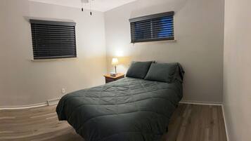 2 Schlafzimmer, Bügeleisen/Bügelbrett, WLAN, Bettwäsche