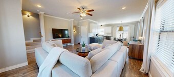 Northgate Landing-  Walk to A&M & Nightlife