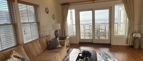 Smart TV, DVD player, books