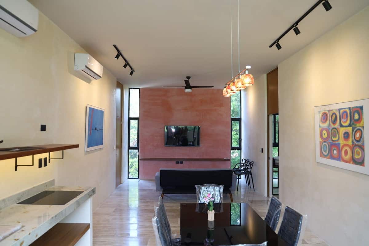 Deluxe Apartment, Garden View | Living area