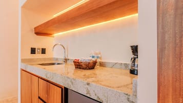 Fridge, microwave, cookware/dishes/utensils