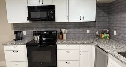Minutes off I-35W - close to all the area attractions!