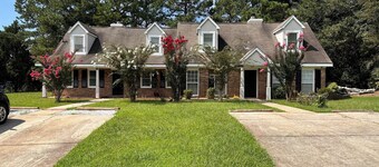 Spacious double units dublex in Lawrenceville