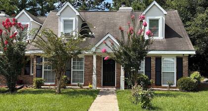 Spacious double units dublex in Lawrenceville